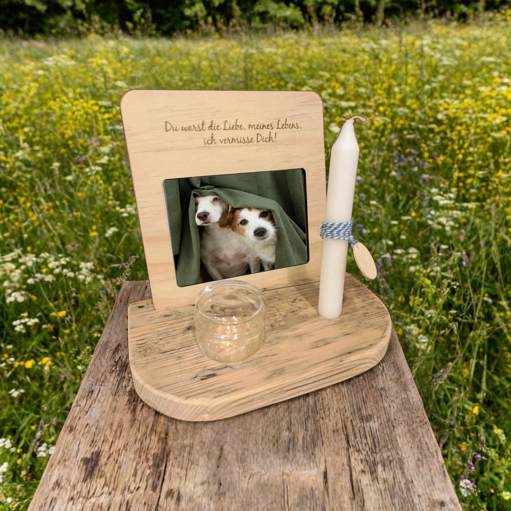 Erinnerungsstation: Holzbase mit Fotorahmen, Kerze und Glas für Erinnerungen (Kopie)